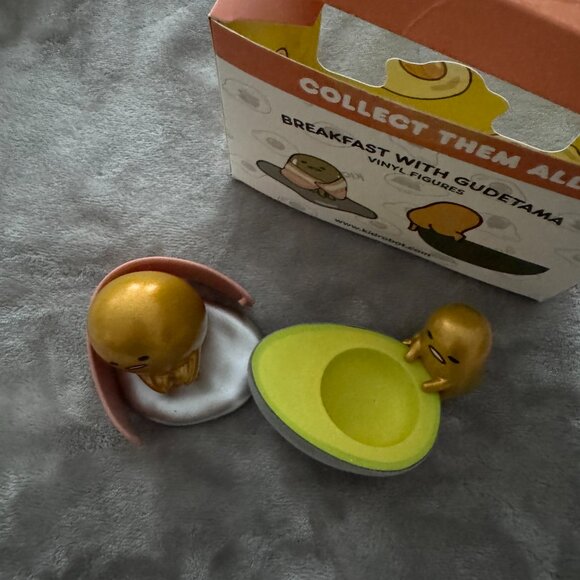 NIB Breakfast with Gudetama Vinyl Figure 2 Pack - Picture 6 of 8